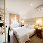 Vatican Chic B&B