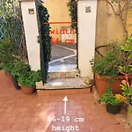 Hostme Gardenhouse Vaticano