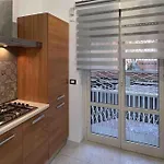 3 Fermate Dal Colosseo - Casa Vacanze Elena - 50 M Da Metro Garbatella