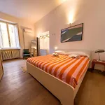 Pop Apartment In The Heart Of Trastevere 4 Guests