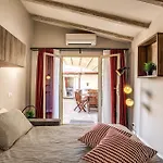 Attic With Terrace By Trevi Fountain