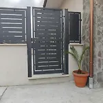 Zzzstation Apartment