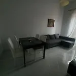 Tommy\'S House