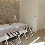 La Casa Di Mida - Rome Center