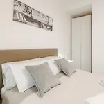 G21 Guest House