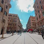 Lux San Pietro Apartment