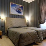 Hotel Lirico