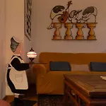 Domus Caroli In Vaticano