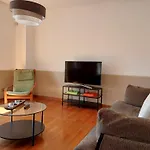 Luce, Silenzio Ed Eleganza Nel Cuore Di Roma