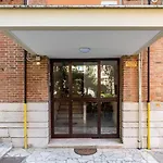 Brunetta Cozy Apartmentmetro B