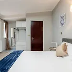Portafortuna Guesthouse - Close To Colosseum