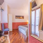 Room In Bb - Camera Doppia In History House