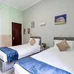 Leoni Di Giada Guesthouse - Close To Central Station