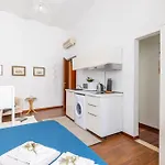Monti Apartment