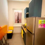 Modern And Quiet Apartment