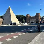 Appartament Piramide Cestia