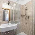 Retro Guest House