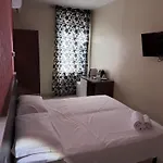 Tiburtina Guesthouse