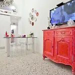 Colour Colosseum Loft