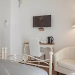 Donna Margherita Rome Suite & Rooms