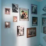 Simon Holiday House
