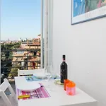 Giambullari Apartment