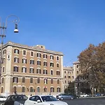Bevilacqua Bed Roma Santa Croce