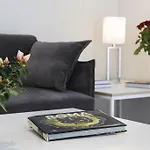 00192 Luxury Apartment