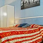 Nicole Rooms