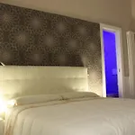 Tuttelestrade - The Apartment