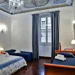 Noble Suite