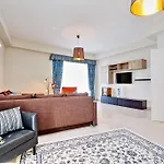 130m² 3 slaapkamer, 2 privé badkamer Appartement in Trionfale