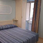 Tiffany Roma Suite