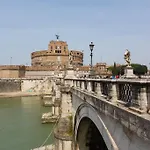 Old Rome Lodge, Navona