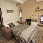 Eur Bright Spacious Terraced Apartment With Private Parking Only For Small Cars