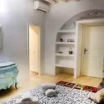 Exclusive In Rome Arco Degli Acetari