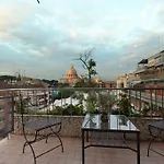 Ludovica Apartment