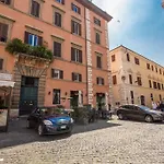 Piazza Farnese Exclusive View 2 Bedroom En Suite