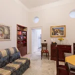 Simon\'S Place