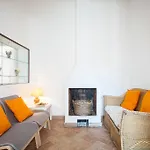 Fabulous St. Peter\'S Apartment