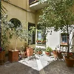 Monti Studio Apartment