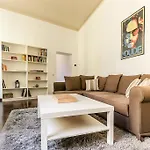 Palazzo Borghese Lovely Flat