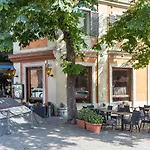 Rental In Rome Pinciana Deluxe