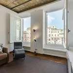 Piazza Navona-Coronari House