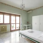 Luxury Macrobio Flat