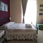 Capital Flat 9/B
