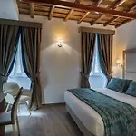Reginella Suites
