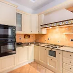 The Colosseum Suite