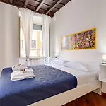 Rome As You Feel - Panisperna Apartment