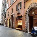 White Terrace Apartment Navona